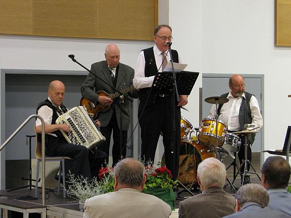 juhlat 12-19