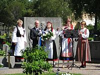juhlat 12-23